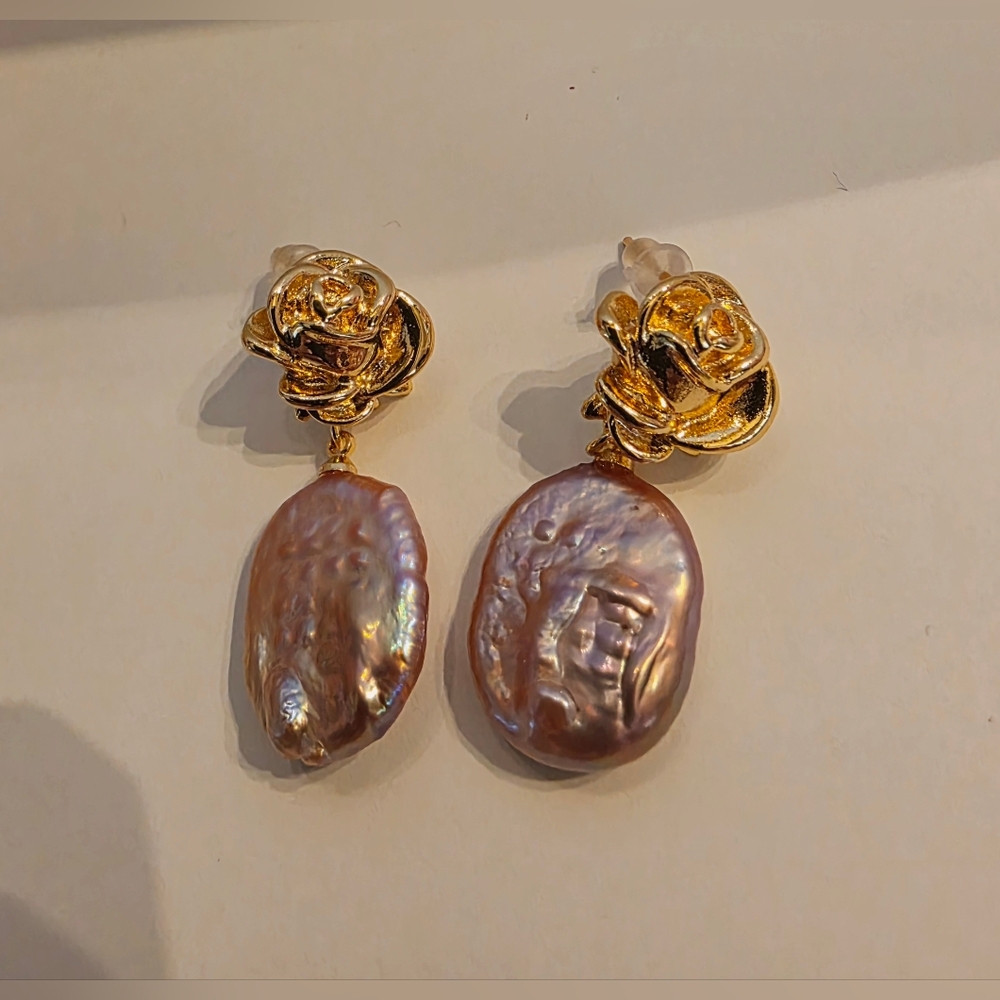Gold Rose Pearl Earrings